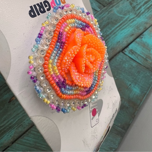 Popsocket Hand Beaded 3D Floral Rose - Picture 5 of 5